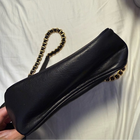 Nine West Black Crossbody Bag with Gold Chain - Picture 4 of 4